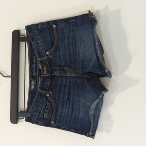 Distressed shorts sz 26